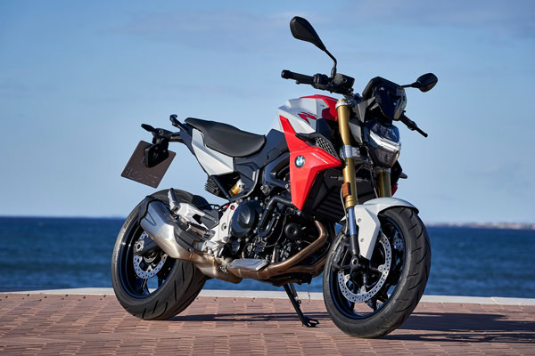 അഡ്വഞ്ചര് ശ്രേണി ഉഷറാക്കാന് ബിഎംഡബ്ല്യു F 900R, F 900XR; വീഡിയോ