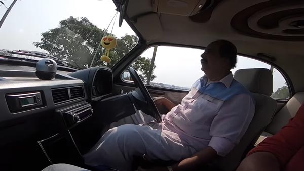എൺപതുകളുടെ പ്രൗഢിയിൽ ഇന്നും തിളങ്ങി മാർക്ക് IV അംബാസഡർ