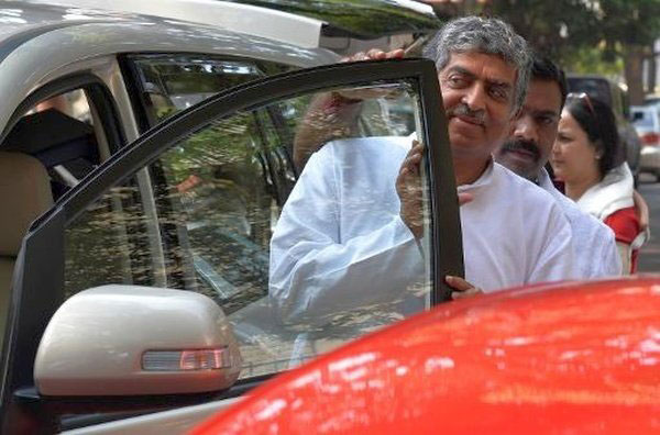 രാജ്യത്തെ പ്രമുഖ വ്യവസായികളും അവരുടെ സിംപിൾ കാറുകളും