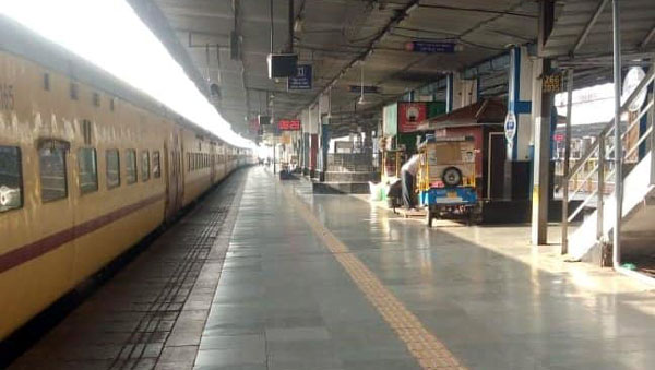 ജൂണ് മുതല് 200 നോണ് എസി ട്രെയിനുകള്; ബുക്കിങ് ഉടന്
