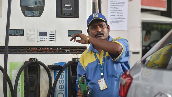 ഡൽഹിയിൽ ആദ്യമായി പെട്രോളിനെ മറികടന്ന് ഡീസൽ വില