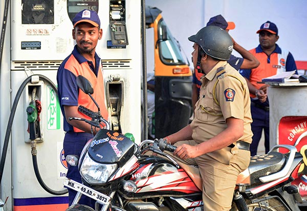 തുടര്ച്ചയായ 16-ാം ദിവസത്തിലും ഇന്ധന വിലയില് വര്ധന; പുതുക്കിയ വില അറിയാം