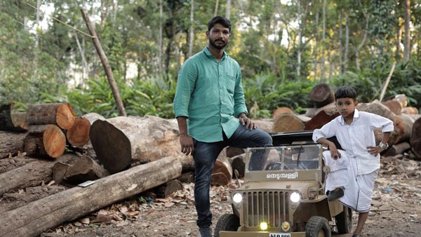 സമൂഹ മാധ്യമങ്ങളിൽ ഹിറ്റായി ലൂസിഫർ മാതൃകയിൽ നിർമ്മിച്ച കുഞ്ഞൻ നെടുംമ്പള്ളി ജീപ്പ്