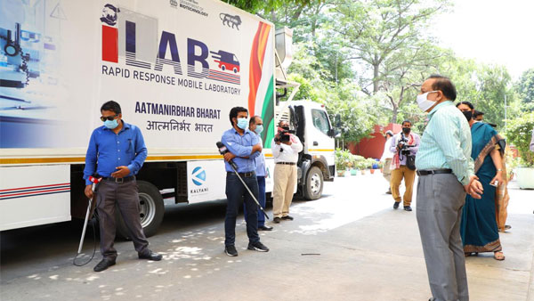 രാജ്യത്തെ ആദ്യ കൊവിഡ് മൊബൈൽ ടെസ്റ്റ് ലാബ് അവതരിപ്പിച്ച് കേന്ദ്ര സർക്കാർ