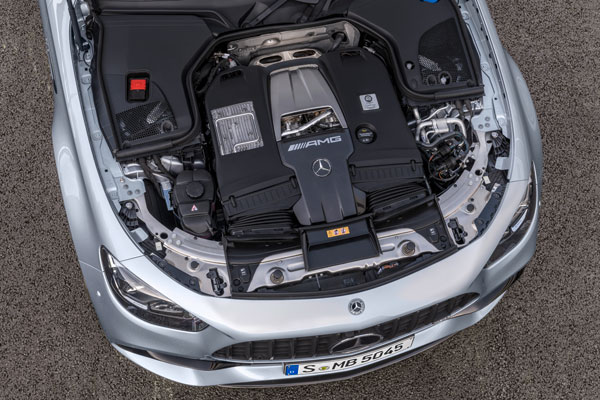 AMG E 65 S ഫെയ്സ്ലിഫ്റ്റ് പതിപ്പിനെ വെളിപ്പെടുത്തി മെര്സിഡീസ് ബെന്സ്