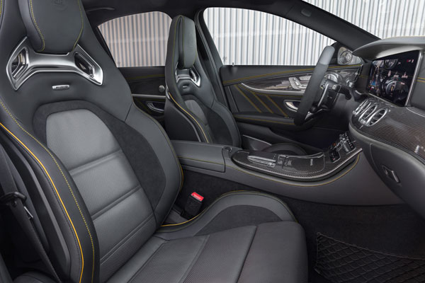 AMG E 65 S ഫെയ്സ്ലിഫ്റ്റ് പതിപ്പിനെ വെളിപ്പെടുത്തി മെര്സിഡീസ് ബെന്സ്