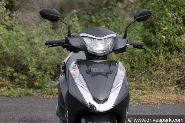 സാധാരണക്കാര്ക്ക് ഒരു പ്രീമിയം ഇലക്ട്രിക് സ്കൂട്ടര്; ആംപിയര് മാഗ്നസ് പ്രോ-യുടെ ആദ്യ ഡ്രൈവ് റിവ്യൂ