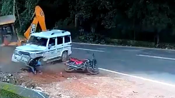 ജെസിബിയെ നേരിട്ട് മഹീന്ദ്ര ബൊലേറോ; യാത്രക്കാർ അത്ഭുതകരമായി രക്ഷപെട്ടു; വീഡിയോ വൈറൽ