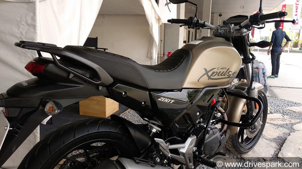 ബിഎസ് VI എക്സ്പള്സ് 200T, എക്സ്ട്രീം 200S മോഡലുകളെ വെബ്സൈറ്റില് ഉള്പ്പെടുത്തി ഹീറോ