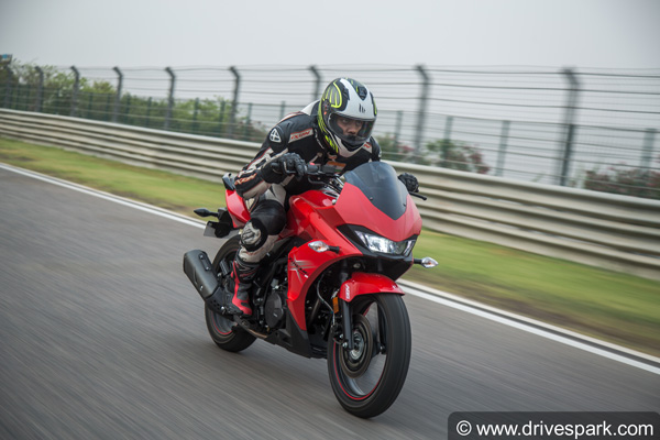 ബിഎസ് VI എക്സ്പള്സ് 200T, എക്സ്ട്രീം 200S മോഡലുകളെ വെബ്സൈറ്റില് ഉള്പ്പെടുത്തി ഹീറോ