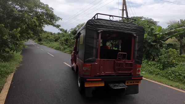 ഹിന്ദുസ്ഥാൻ ട്രെക്കർ; പേര് അത്ര പരിചയമില്ല അല്ലേ? എന്നാൽ ഒന്നു പരിചയപ്പെട്ടേക്കാം ഈ വിരുതനെ