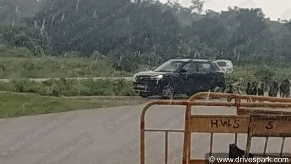 പരീക്ഷണയോട്ടം നടത്തി മഹീന്ദ്ര XUV300 സ്പോര്ട്സ്; സ്പൈ ചിത്രങ്ങള്