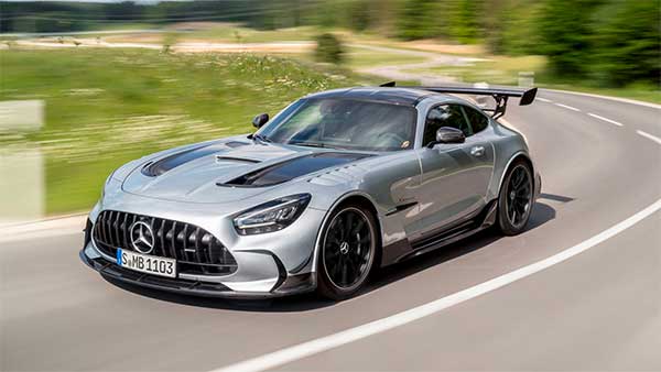 730 bhp കരുത്തുമായി AMG GT ബ്ലാക്ക് സീരീസ് അവതരിപ്പിച്ച് മെർസിഡീസ്