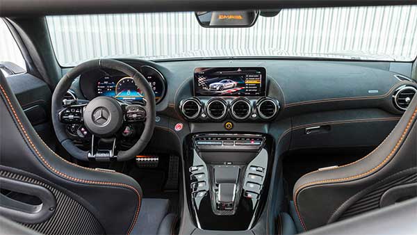 730 bhp കരുത്തുമായി AMG GT ബ്ലാക്ക് സീരീസ് അവതരിപ്പിച്ച് മെർസിഡീസ്