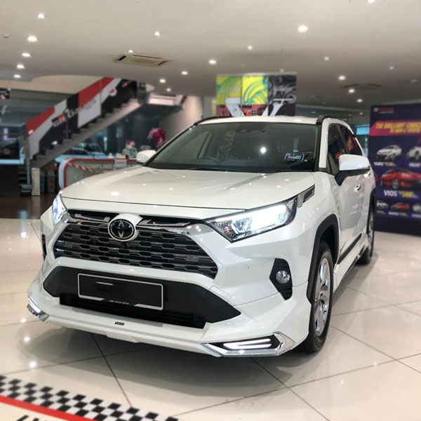 എയ്റോ ബോഡി കിറ്റിൽ അണിഞ്ഞൊരുങ്ങി ടൊയോട്ട RAV4 എസ്യുവി