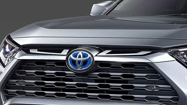 എയ്റോ ബോഡി കിറ്റിൽ അണിഞ്ഞൊരുങ്ങി ടൊയോട്ട RAV4 എസ്യുവി
