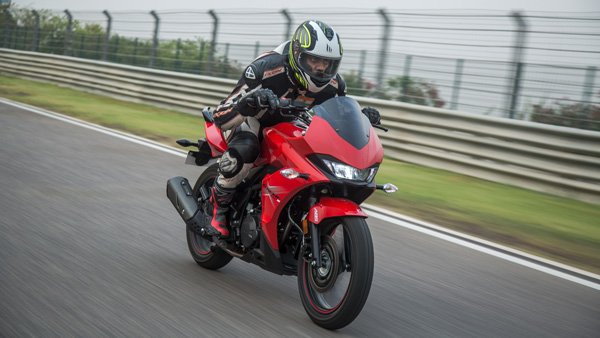 ബിഎസ് VI എക്സ്ട്രീം 200S, എക്സ്പള്സ് 200T അരങ്ങേറ്റത്തിന് സജ്ജം; വിപണിയിലേക്ക് ഉടനെന്ന് ഹീറോ