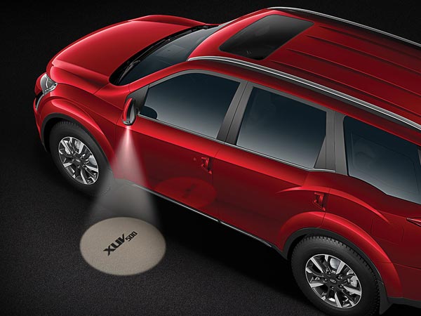 XUV 500 ഡീസൽ ഓട്ടോമാറ്റിക്ക് വേരിയന്റ് പുറത്തിറക്കി മഹീന്ദ്ര