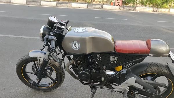 70,000 രൂപയ്ക്ക് കഫേറേസറായി രൂപംമാറി ബജാജ് ഡിസ്കവർ