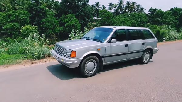 പഴമ കാത്തുസൂക്ഷിച്ച് മാടമ്പി ലുക്കിൽ ഒരു ടാറ്റ എസ്റ്റേറ്റ്