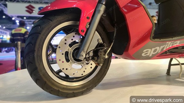 SXR160 മാക്സി-സ്കൂട്ടറിന്റെ അരങ്ങേറ്റം ഉടന്; ടീസര് ചിത്രം പങ്കുവെച്ച് അപ്രീലിയ