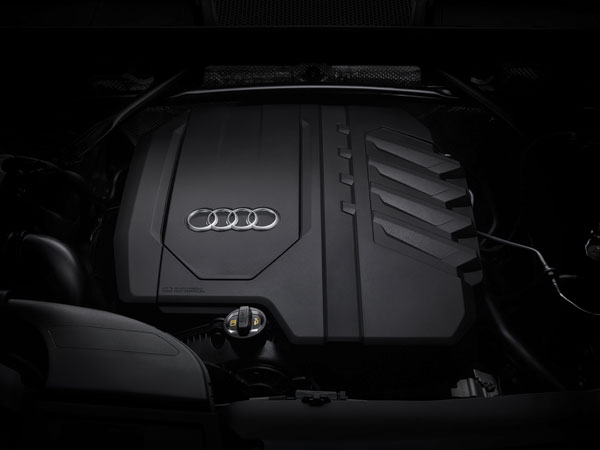 പുതിയ Q5 സ്പോർട്ബാക്ക് അവതരിപ്പിച്ച് ഔഡി