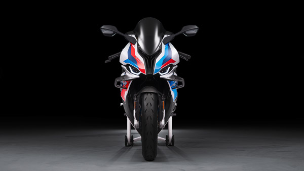 ട്രാക്കിലൂടെ പായാം; M1000RR മോഡൽ പുറത്തിറക്കി ബിഎംഡബ്ല്യു മോട്ടോറാഡ്