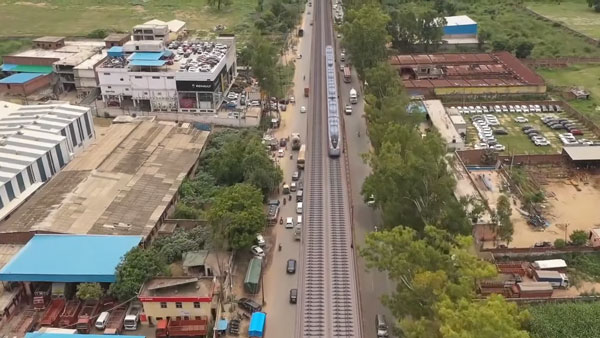 സെമി-ഹൈ സ്പീഡ് RRTS ട്രെയിന്റെ ഡിസൈൻ പുറത്തിറക്കി ബോംബാർഡിയർ