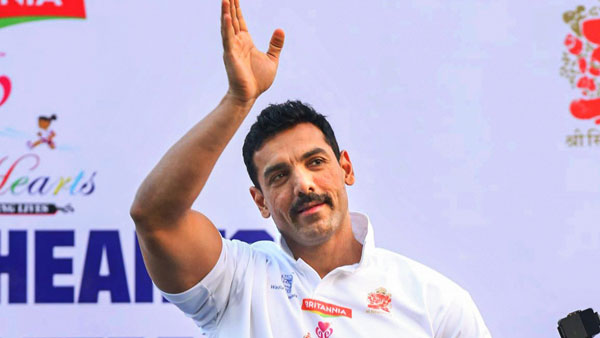 തന്റെ പ്രിയപ്പെട്ട ജിപ്സി മൃഗക്ഷേമ സംഘടനയ്ക്ക് സമ്മാനിച്ച് ജോൺ എബ്രഹാം