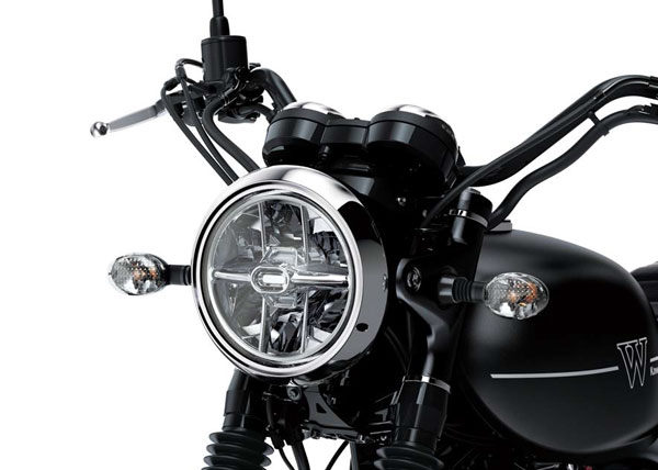 W800 വേരിയന്റുകള് പുതിയ കളര് ഓപ്ഷനുകള് സമ്മാനിച്ച് കവസാക്കി