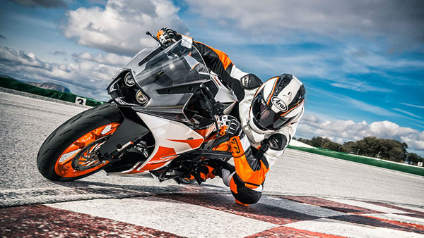 RC200 -യ്ക്ക് പുതിയ കളര് ഓപ്ഷന് നല്കാനൊരുങ്ങി കെടിഎം