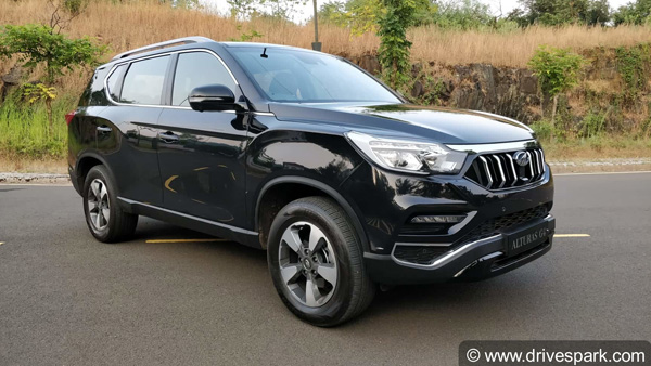 ആദ്യ ബിഎസ് VI ആൾട്യുറാസ് G4 രാഷ്ട്രപതിക്ക് സമ്മാനിച്ച് മഹീന്ദ്ര