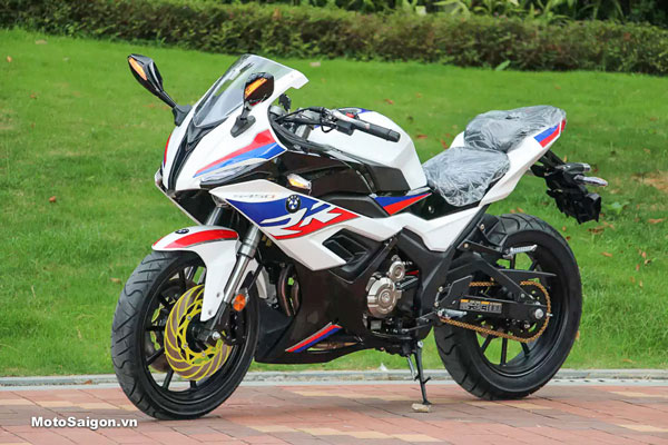 ബിഎംഡബ്ല്യു S1000RR സൂപ്പർ ബൈക്കിന് ഒരു ചൈനീസ് അപരൻ ''മോട്ടോ S450RR