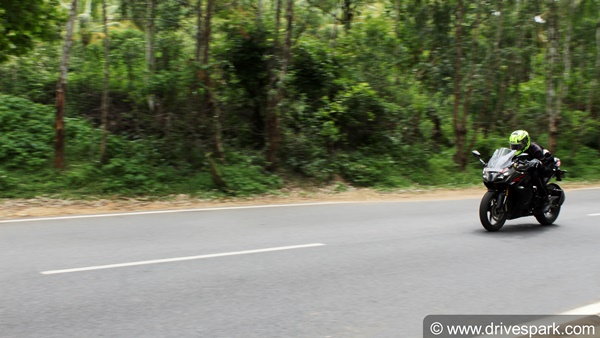 ട്രാക്കിൽ നിന്ന് റോഡിലേക്ക്; ടിവിഎസ് അപ്പാച്ചെ RR 310 റോഡ് ടെസ്റ്റ് റിവ്യൂ