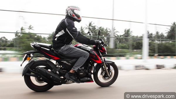 ടിവിഎസ് അപ്പാച്ചെ RTR 200 4V സൂപ്പർ മോട്ടോ ABS പതിപ്പ് പുറത്തിറങ്ങി; വില 1.2 ലക്ഷം രൂപ