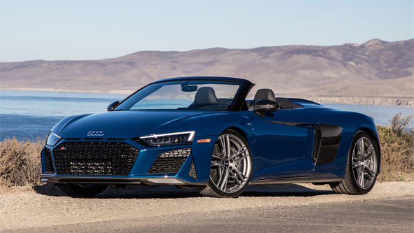 R8 RWD എൻട്രി ലെവൽ വേരിയന്റ് അവതരിപ്പിച്ച് ഔഡി
