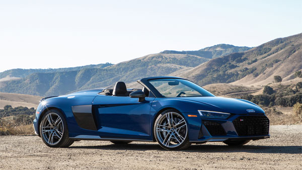 R8 RWD എൻട്രി ലെവൽ വേരിയന്റ് അവതരിപ്പിച്ച് ഔഡി