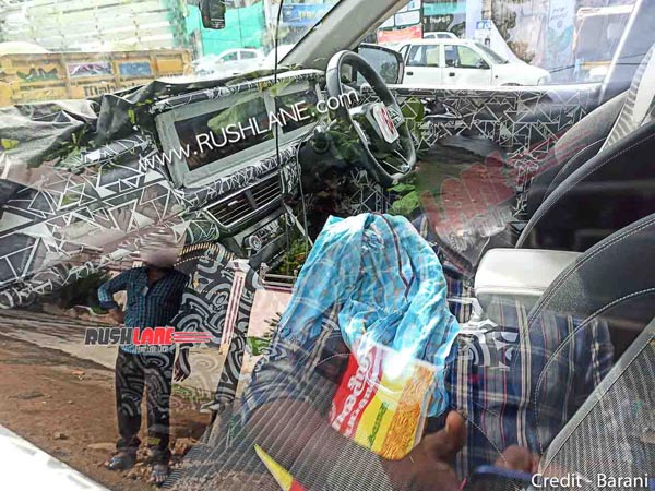 മെര്സിഡീസ് ശൈലിയില് ടച്ച്സ്ക്രീനും ഡാഷ്ബോര്ഡും; 2021 മഹീന്ദ്ര XUV500 കൂടുതല് വിവരങ്ങള് പുറത്ത്