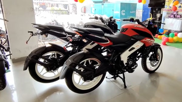 വില്പ്പനയ്ക്ക് സജ്ജമായി പുതിയ കളര് ഓപ്ഷനില് ഒരുങ്ങിയ ബജാജ് NS200, RS200 മോഡലുകള്; വീഡിയോ
