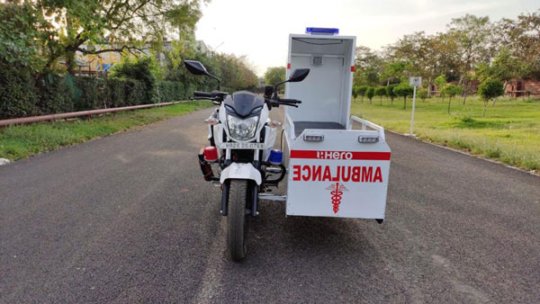 ഫസ്റ്റ് റെസ്പോണ്ടര് വാഹനമായി നാല് എക്സ്ട്രീം 200R വാഹനങ്ങള് കൈമാറി ഹീറോ