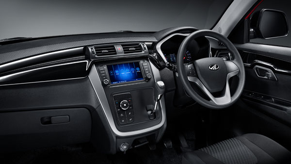KUV100 NXT ഡ്യുവല് ടോണ് പതിപ്പ് അവതരിപ്പിച്ച് മഹീന്ദ്ര; വില 7.35 ലക്ഷം രൂപ
