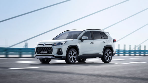 സുസുക്കി ബാഡ്ജിലേക്ക് ചേക്കേറി ടൊയോട്ട RAV4; എക്രോസ് വിപണിയിൽ