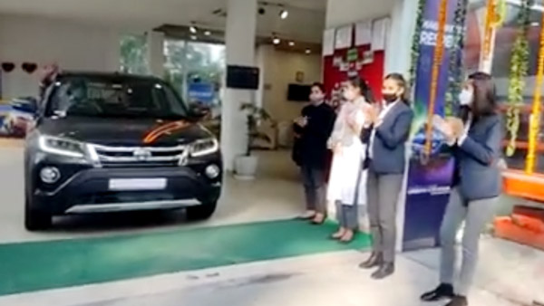 നിരത്തുവാഴാൻ അർബൻ ക്രൂയിസർ; ഡെലിവറി ആരംഭിച്ച് ടൊയോട്ട