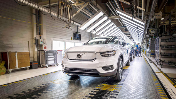 XC40 റീച്ചാർജ് ഇലക്ട്രിക് എസ്യുവിയുടെ പ്രൊഡക്ഷൻ ആരംഭിച്ച് വോൾവോ