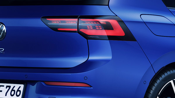 315 bhp കരുത്തിൽ ഒരു ഹാച്ച്ബാക്ക്; പുതിയ ഗോൾഫ് R പുറത്തിറക്കി ഫോക്സ്വാഗൺ