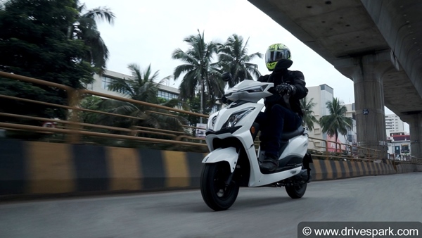 ഈവ് സെനിയ ഇലക്ട്രിക് സ്കൂട്ടര് ഡ്രൈവിംഗ് ഇംപ്രഷനുകള്