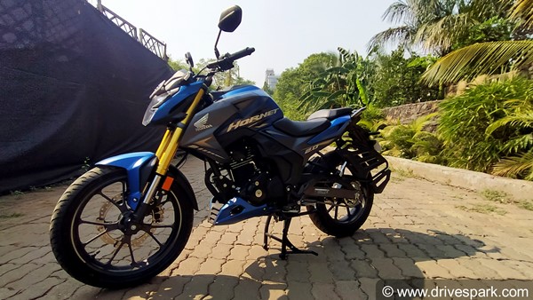 സ്പോര്ട്ടി ഭാവവുമായി ഹോണ്ട ഹോര്നെറ്റ് 2.0; ആദ്യ ഡ്രൈവ് റിവ്യൂ