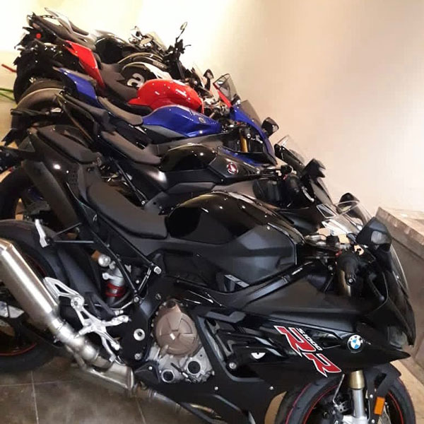 ബിഎംഡബ്ല്യു S 1000 RR, ഹോണ്ട CBR1000RR-R മോഡലുകള് സ്വന്തമാക്കി ജോണ് എബ്രഹാം