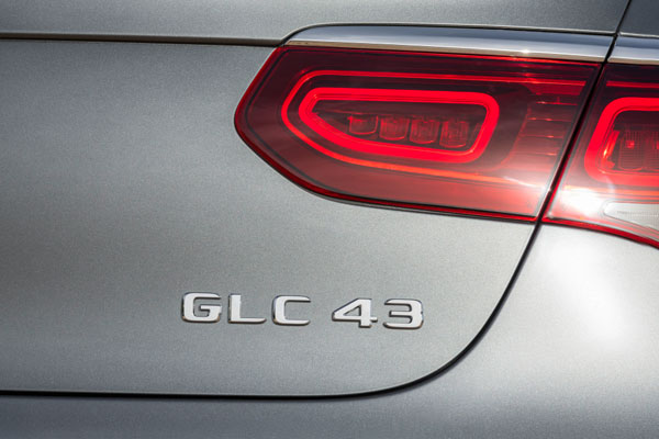 പുതിയ AMG GLC 43 കൂപ്പെ ഇന്ത്യയിൽ അവതരിപ്പിച്ച് മെർസിഡീസ്; വില 76.70 ലക്ഷം രൂപ