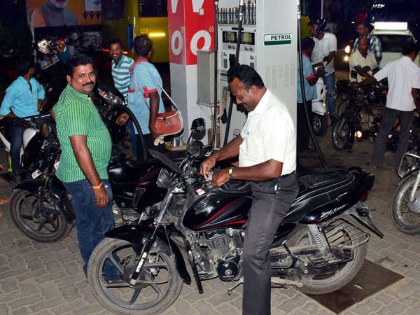ബൈക്കിന് മൈലേജാണോ ആവശ്യം: 10 എളുപ്പവഴികള് ഇതാ